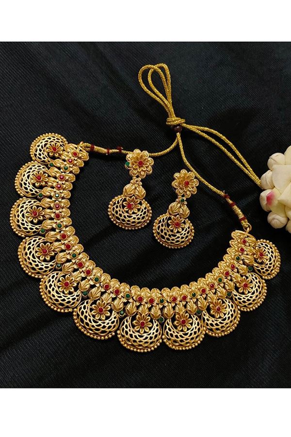 Picture of Exuberant Gold Designer Choker Necklace Set for a Wedding, Reception, and Festivals