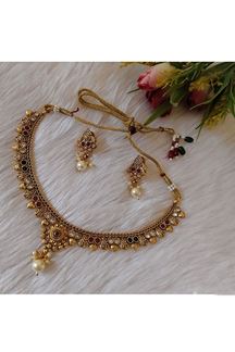 Picture of Glamorous Gold Designer Choker Necklace Set for a Wedding, Reception, and Festivals
