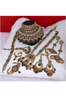 Picture of Spectacular Multi Designer Bridal Necklace Set for a Wedding and Reception