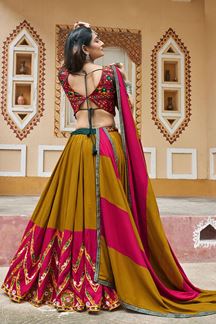 Picture of Glorious Designer Navratri Lehenga Choli for Garba Festival