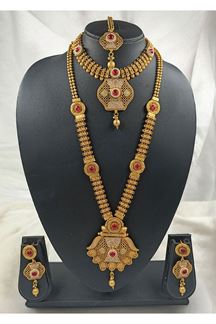 Picture of Aesthetic Golden Designer Necklace Set for Wedding, Reception, and Festivals