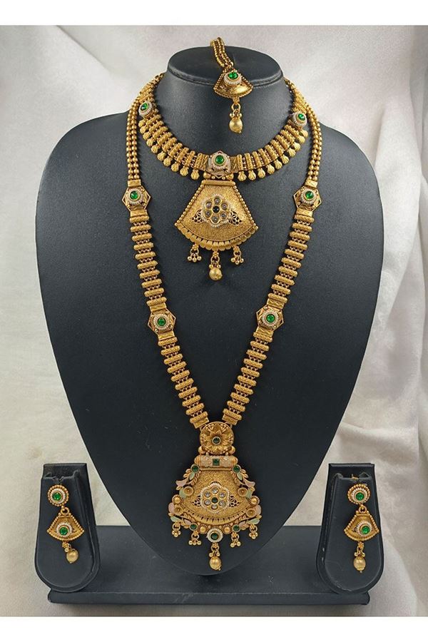 Picture of Royal Golden Designer Necklace Set for Wedding, Reception, and Festivals