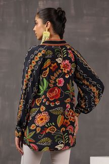 Picture of Delightful Black Floral Printed Designer Short Top for Casual Wear