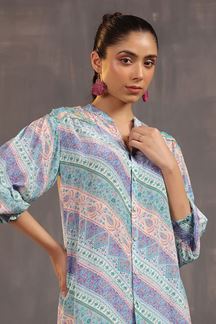 Picture of Impressive Printed Designer Short Top for Casual Wear