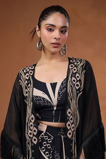 Picture of Splendid Black Designer Palazzo Suit with Cape for Party