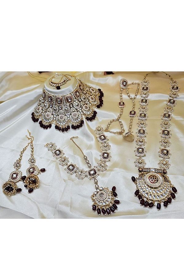 Picture of Attractive Maroon Designer Wedding Necklace Set for Wedding and Reception