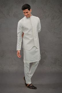 Picture of Spectacular Off-White Designer 3-Piece Men’s Suit for Reception and Party