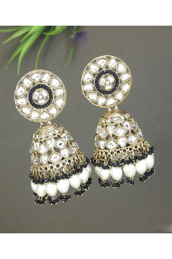 Picture of Surreal Black Designer Earring Set for Reception, Engagement, and Party